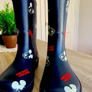 Zara Kids Mickey Mouse Rain Boot Used